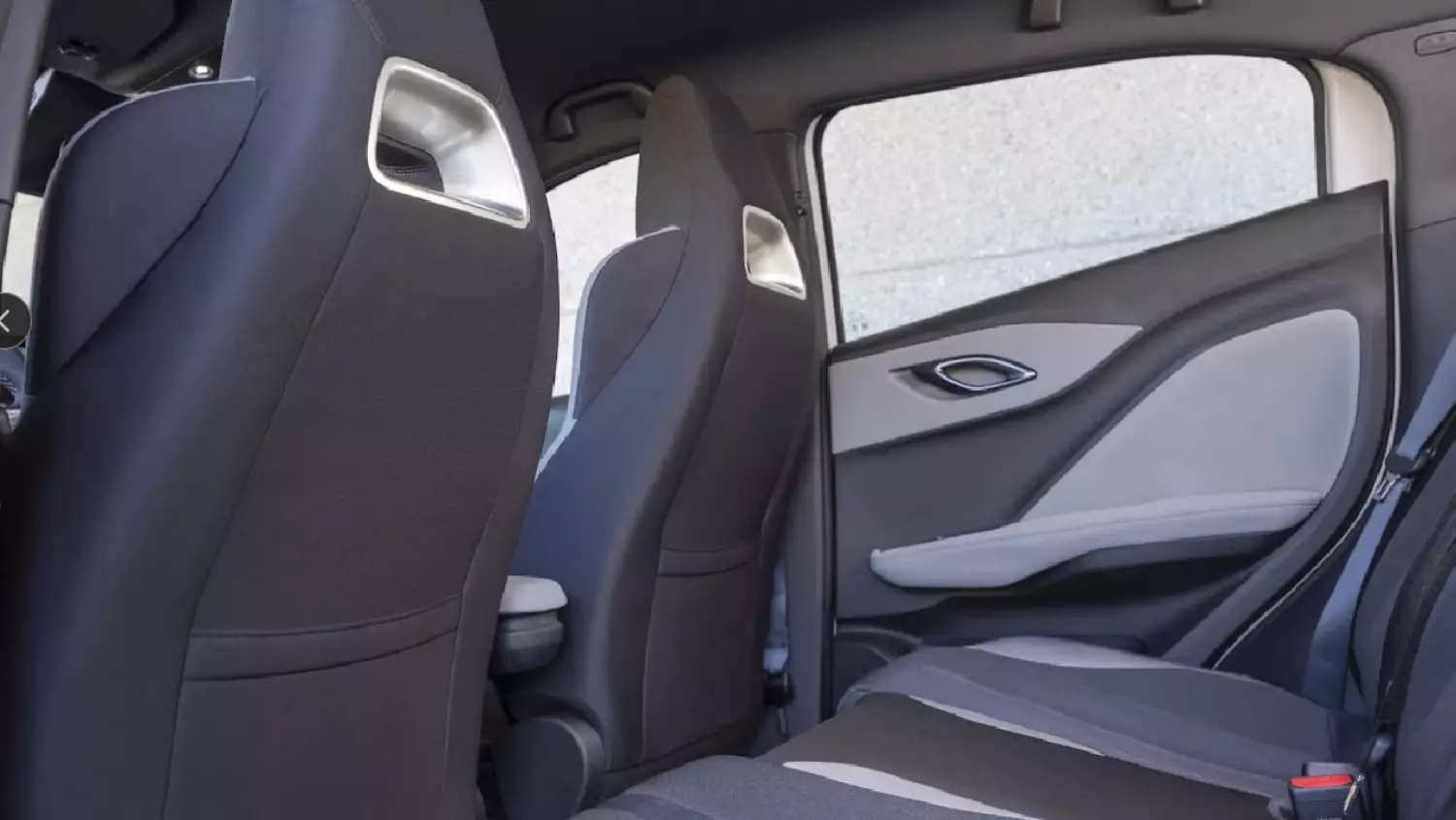 BYD Dolphin Surf