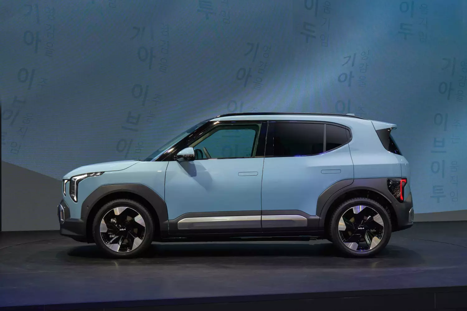 Kia EV2