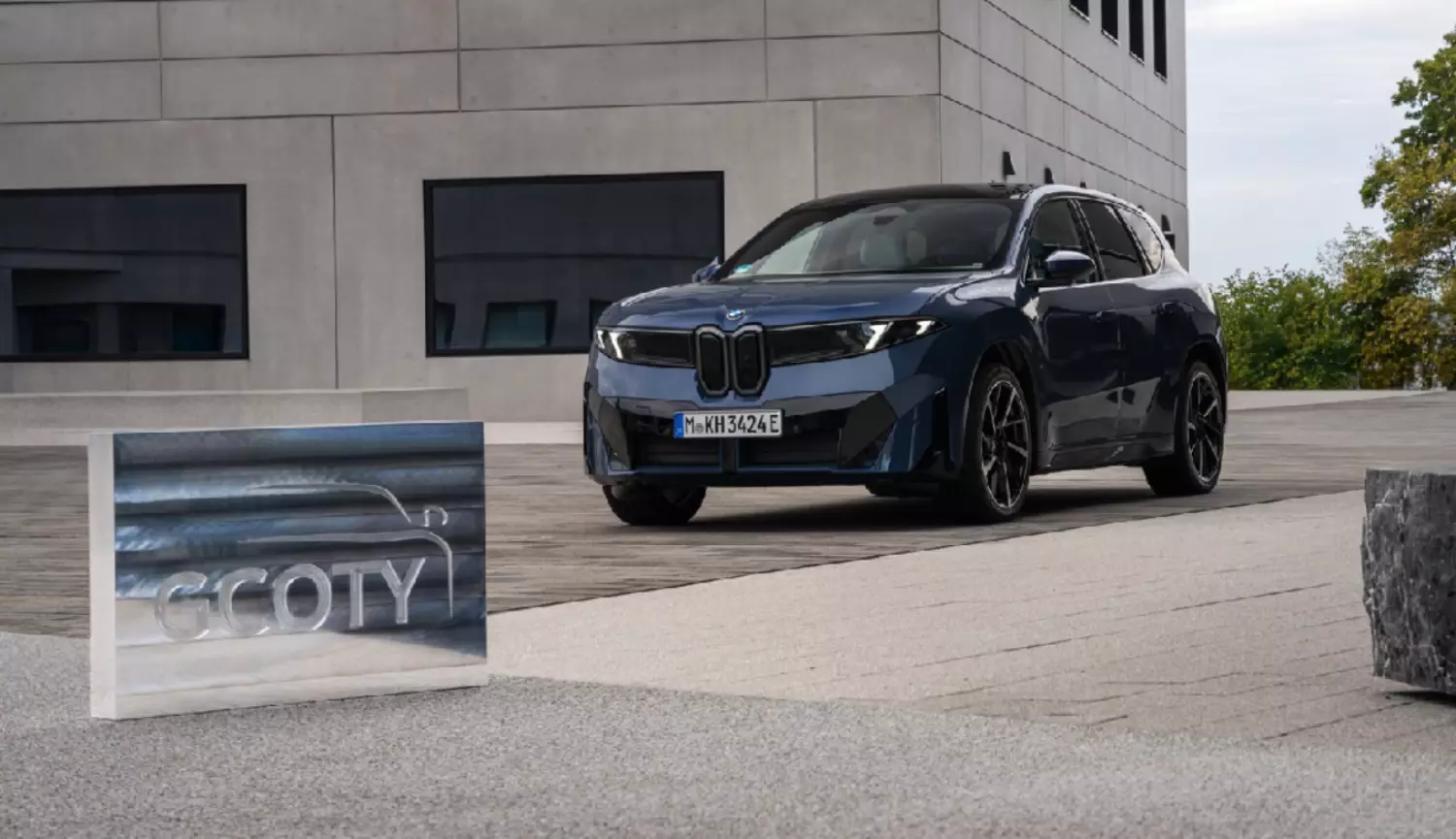 BMW iX3