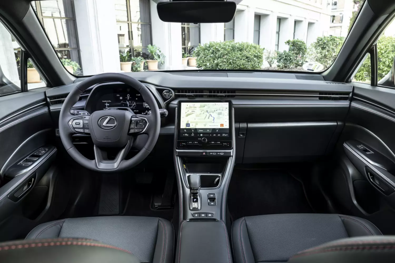 Lexus LBX