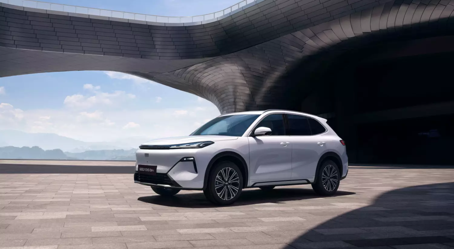 Geely E5