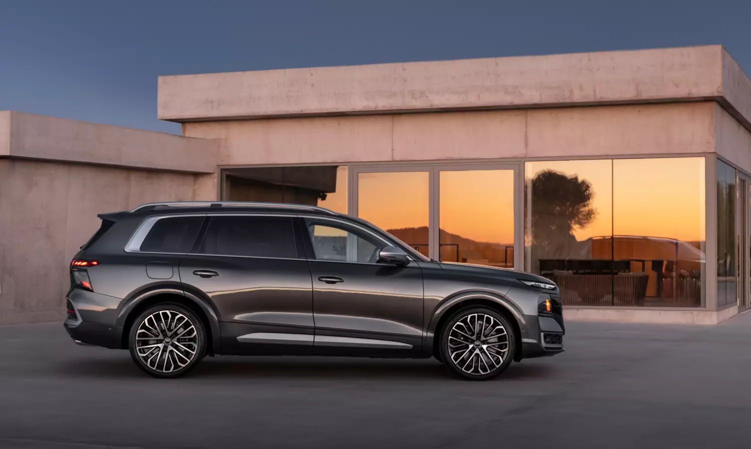 Audi Q9