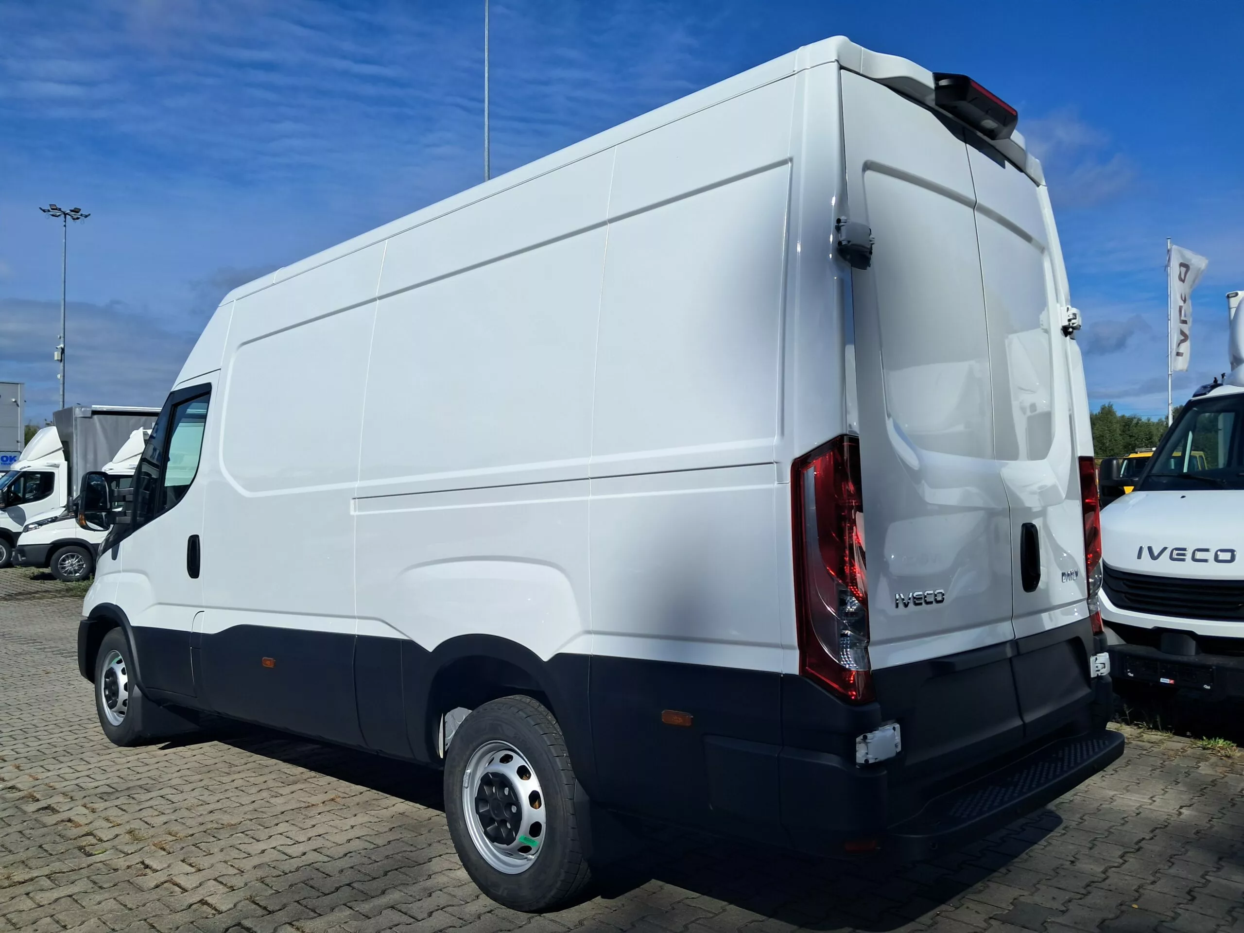 IVECO Daily - zdjęcie 10
