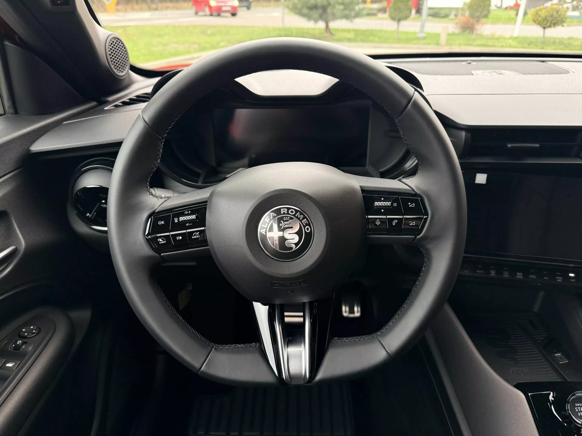 ALFA ROMEO Junior - zdjęcie 22