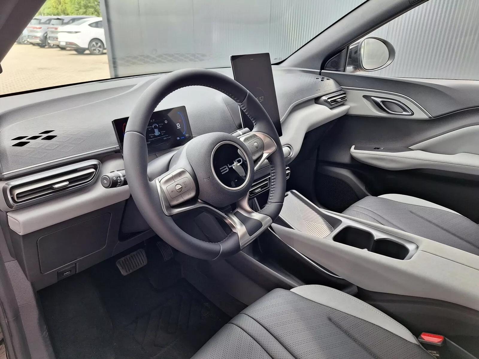BYD Dolphin Surf - zdjęcie 12