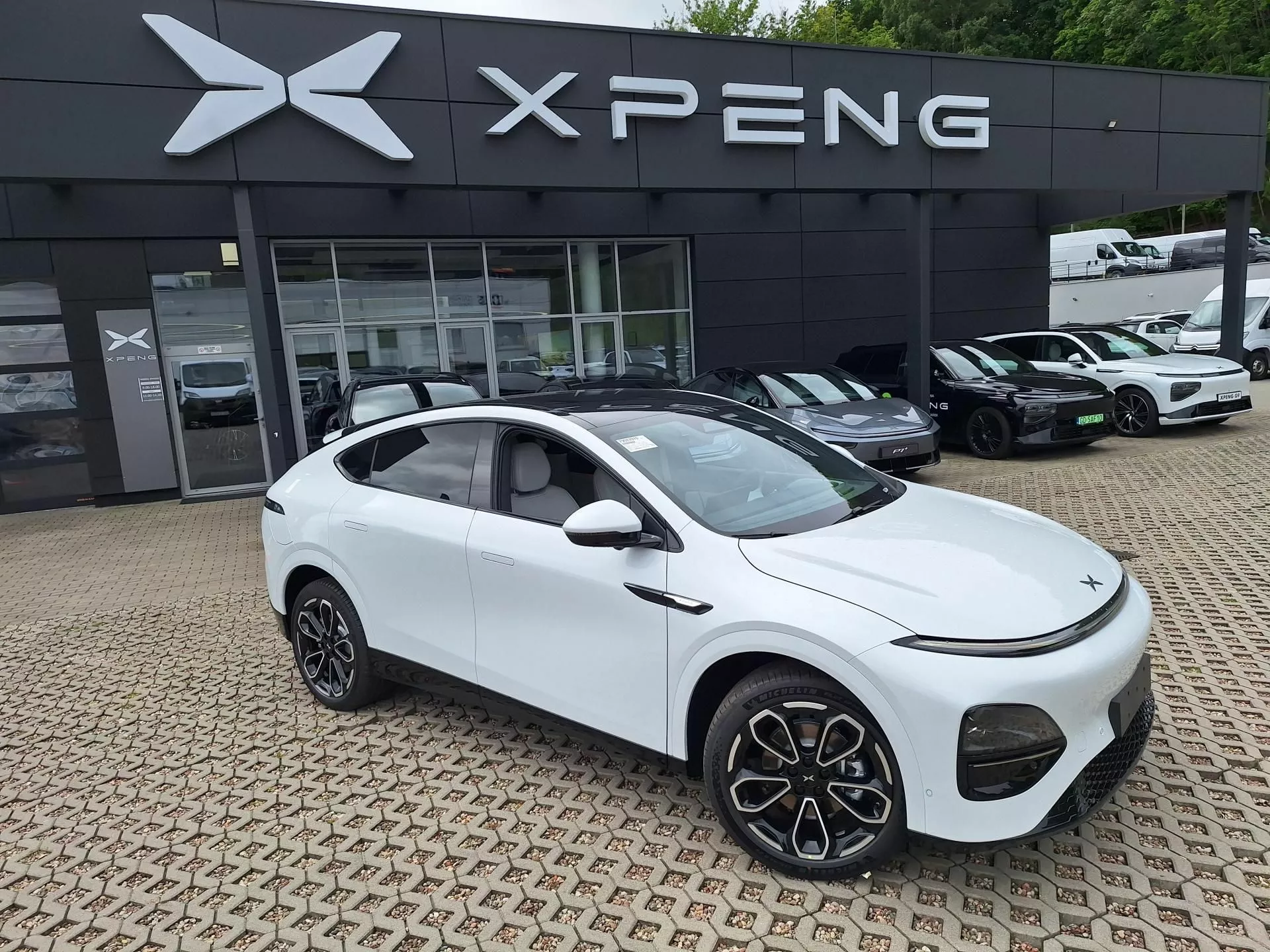Używany XPENG G6 G6 80.8 kWh RWD Long Range PRO 296 KM