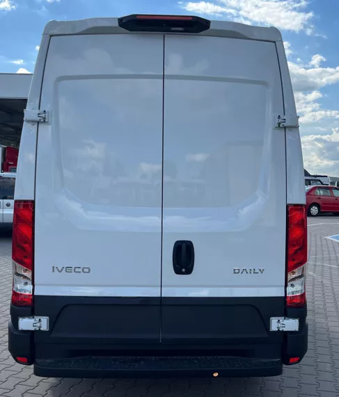IVECO Daily - zdjęcie 15