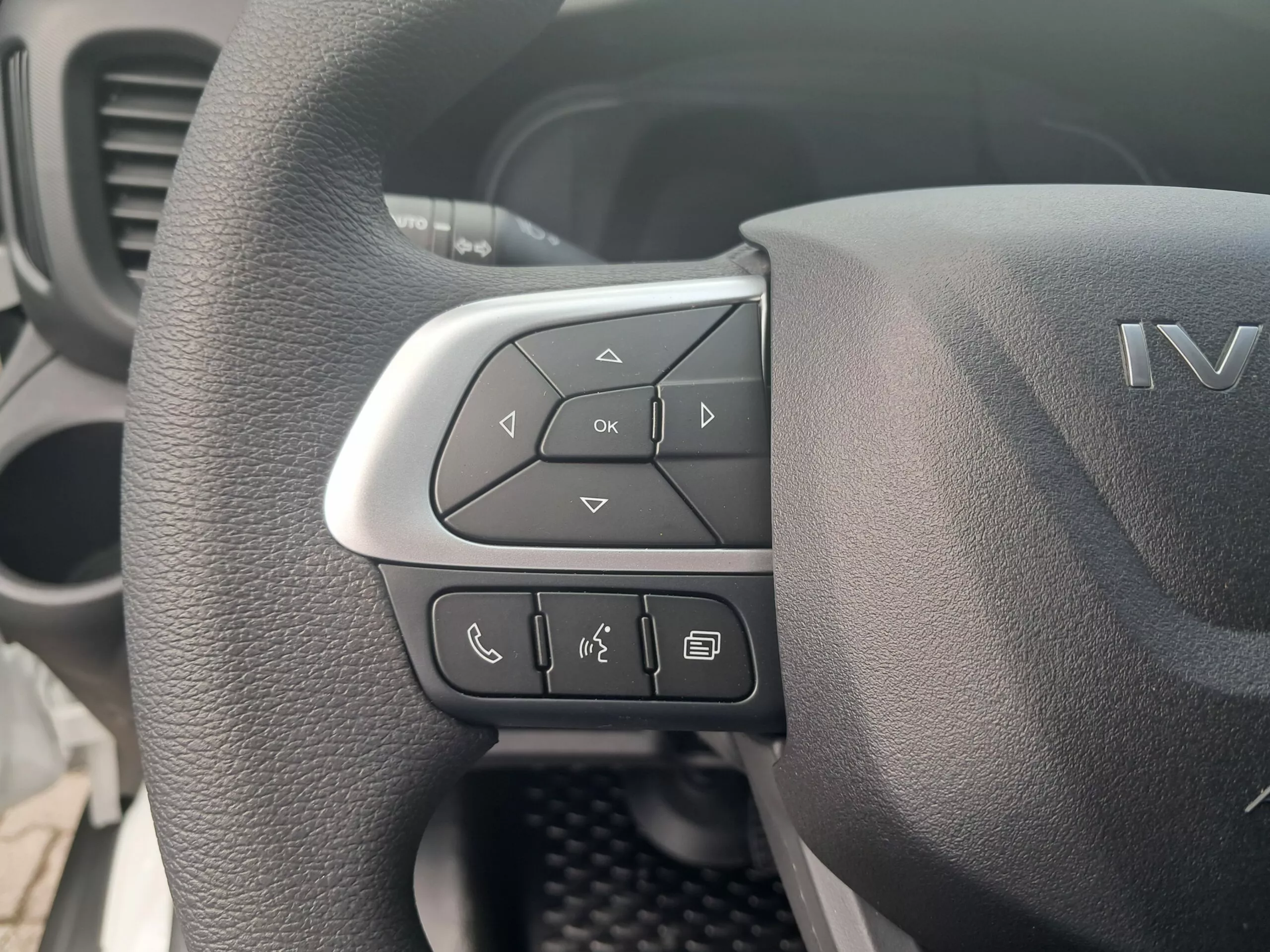 IVECO Daily - zdjęcie 21