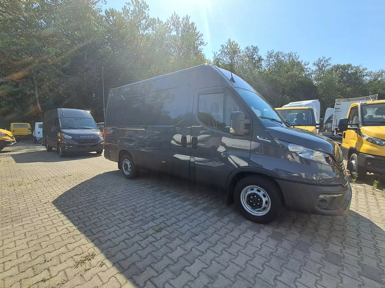 IVECO Daily - zdjęcie 13