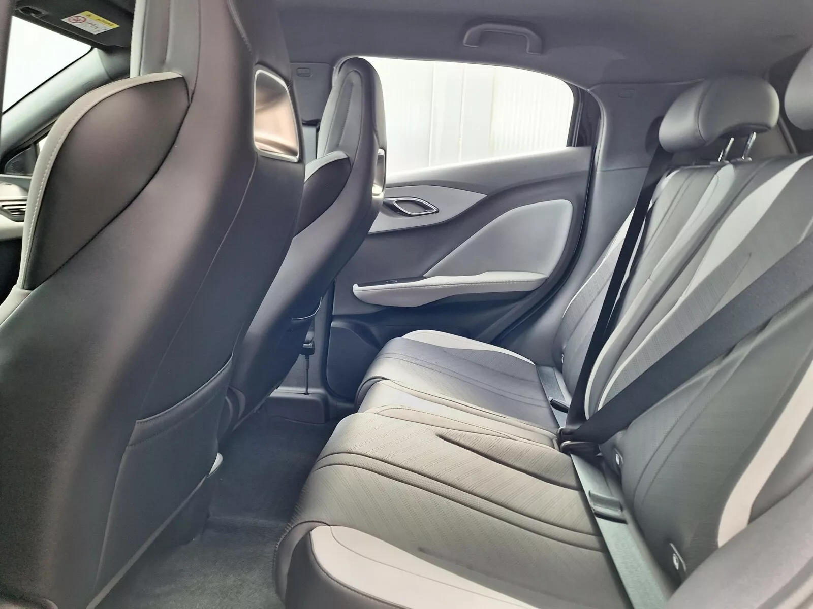 BYD Dolphin Surf - zdjęcie 13